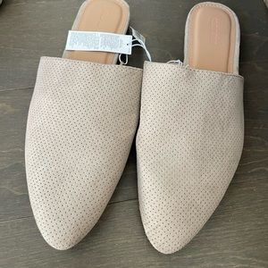 NWT mules